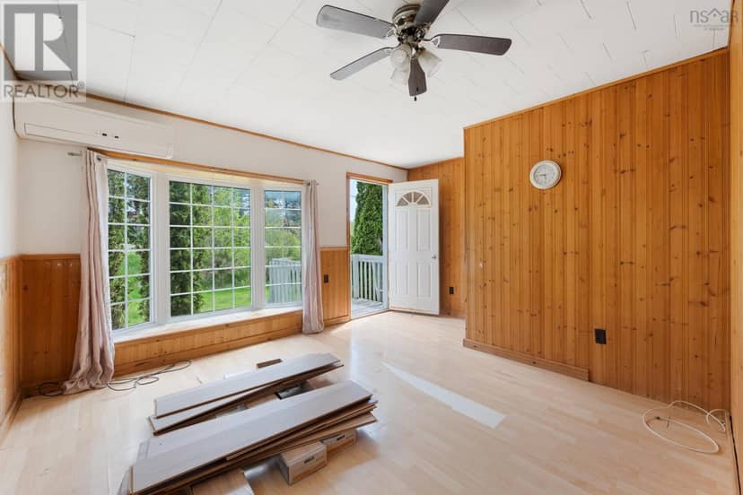 445 Highway 201 — photo 11 of 40