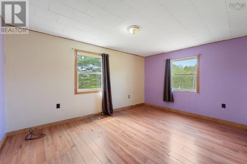 445 Highway 201 — photo 15 of 40