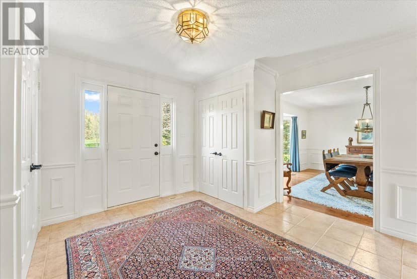 4 Wolf Crescent, Caledon, photo 5