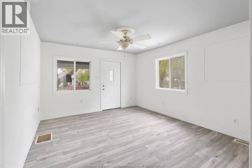 311 Conrad Street — photo 5 of 40