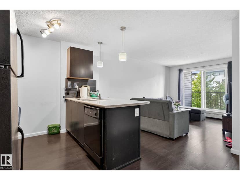 #209 3353 16A AV NW — photo 9 of 30