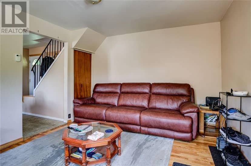 329 Hickory Street — photo 10 of 30