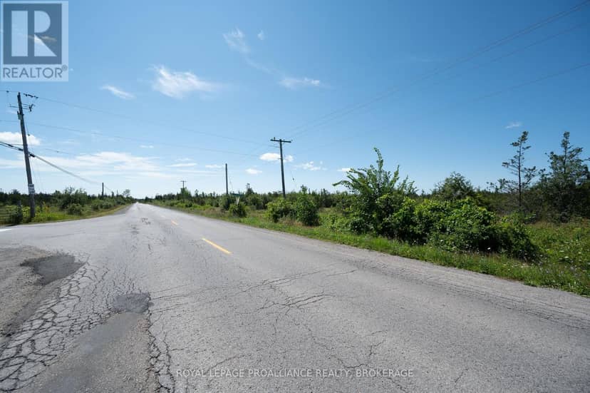 1707 County Road 2, Prince Edward County, photo 3