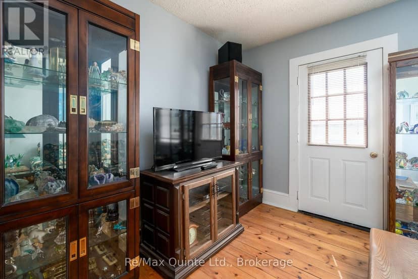 1477 Sulphide Road — photo 13 of 40