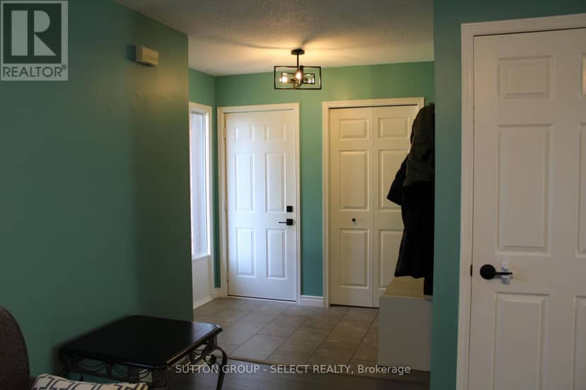 234 Parkview Drive, Strathroy-Caradoc, photo 2