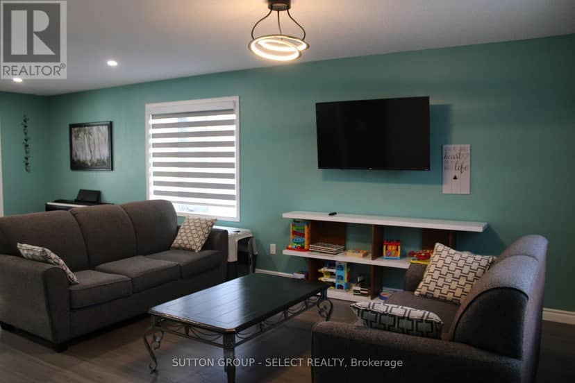234 Parkview Drive, Strathroy-Caradoc, photo 3