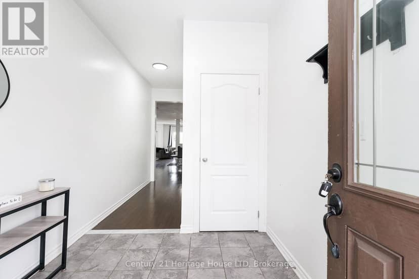 50 Palace Street — photo 4 of 40
