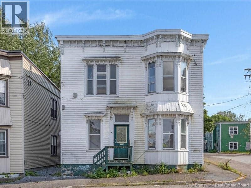 34 Metcalf Street — photo 1 of 30