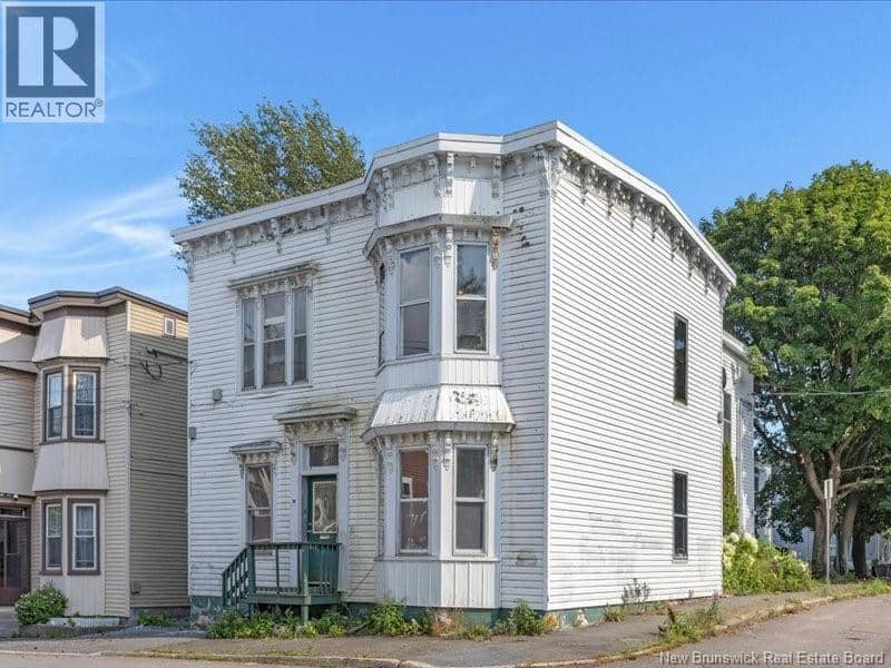 34 Metcalf Street — photo 2 of 30