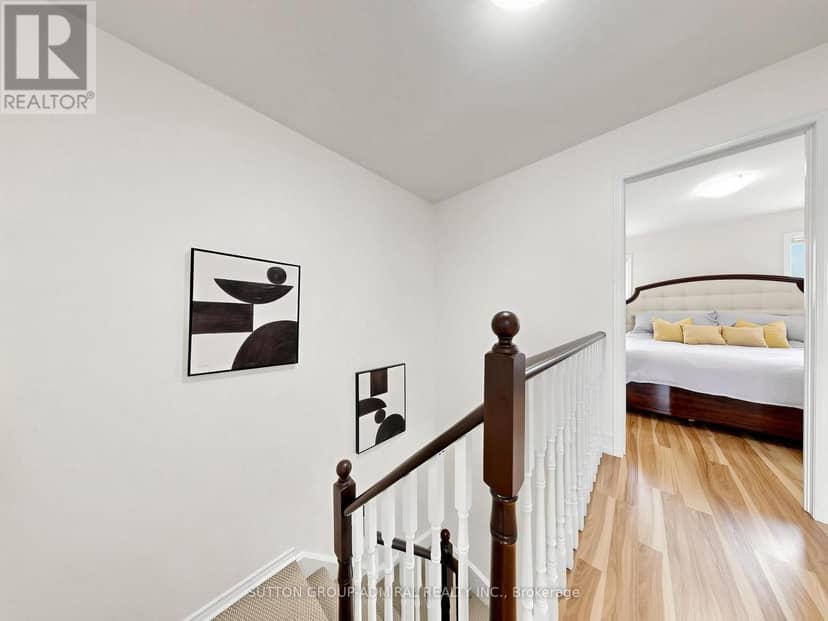 12 Elderbrook Crescent — photo 14 of 31