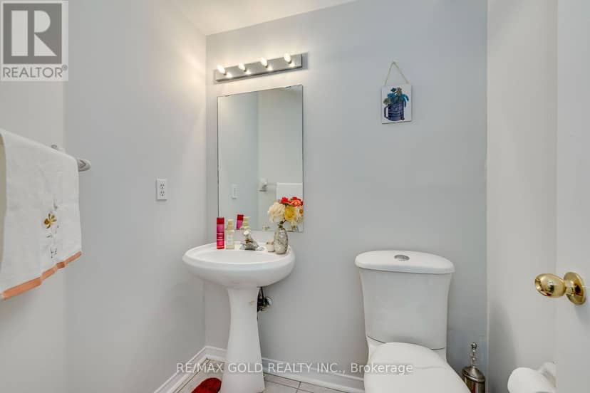911 Golden Farmer Way — photo 14 of 40