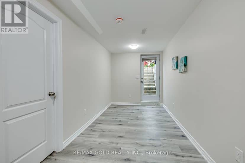 911 Golden Farmer Way — photo 30 of 40