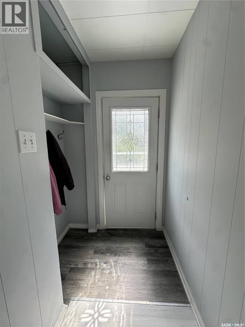 302 Morken STREET — photo 2 of 28