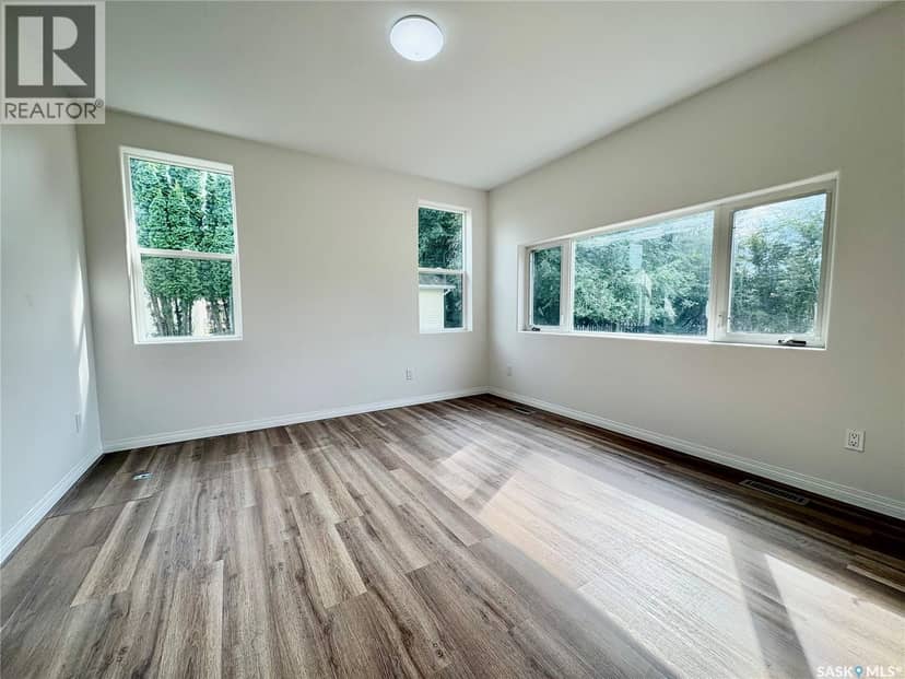 214 Thomson STREET, Outlook, photo 4
