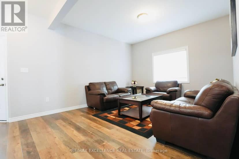 2443 Bennett Cross — photo 9 of 40