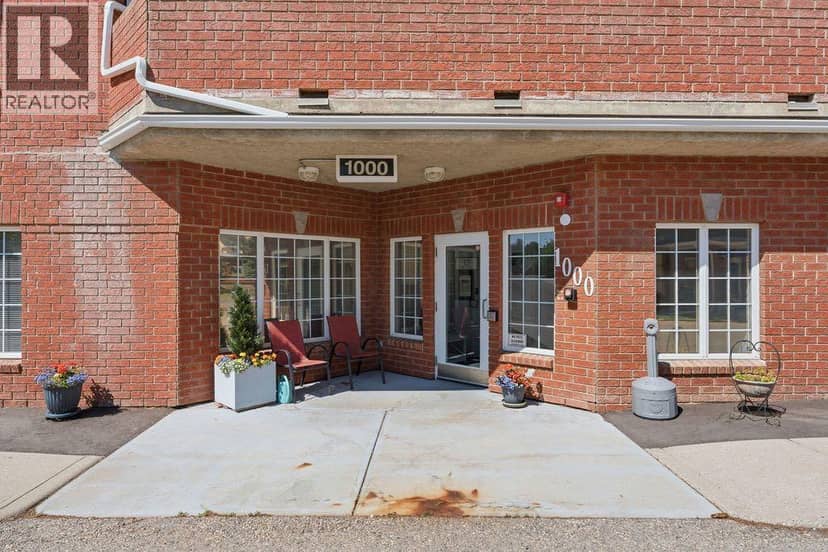 1210, 1210 Sienna Park Green SW, Calgary, photo 3