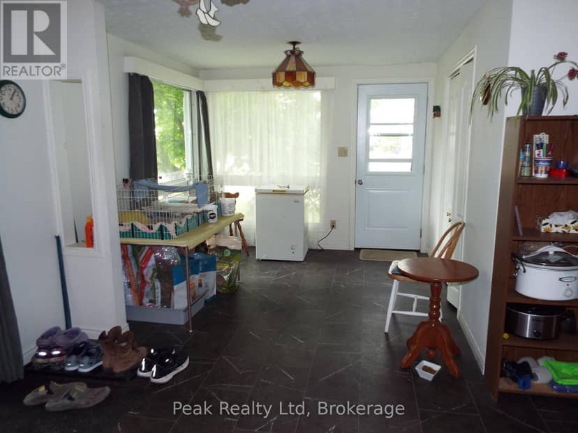 281 Turnberry Street — photo 15 of 22