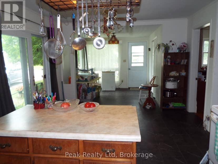 281 Turnberry Street — photo 20 of 22