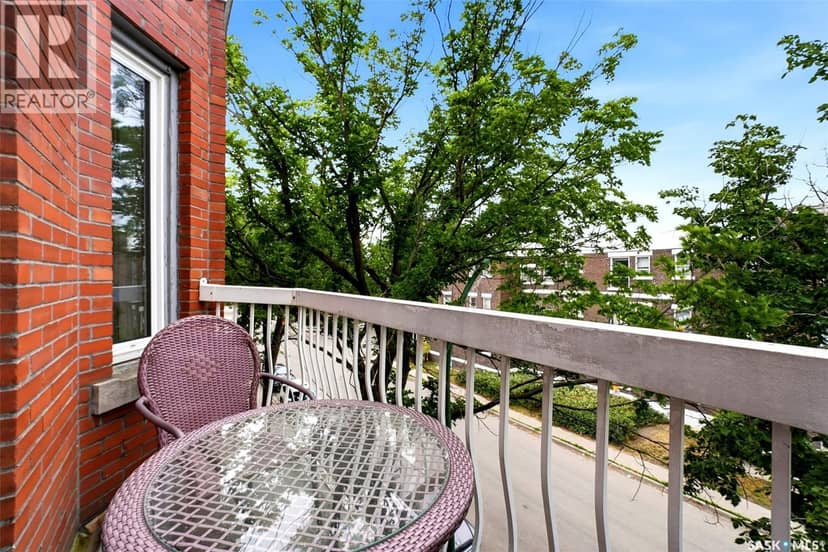 305 2925 14th AVENUE — photo 36 of 40