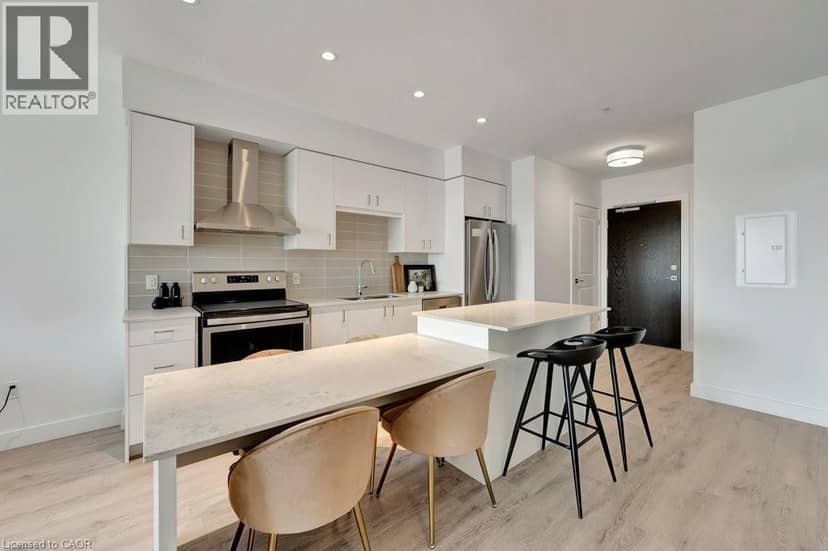 15 GLEBE Street Unit# 1511 — photo 20 of 37