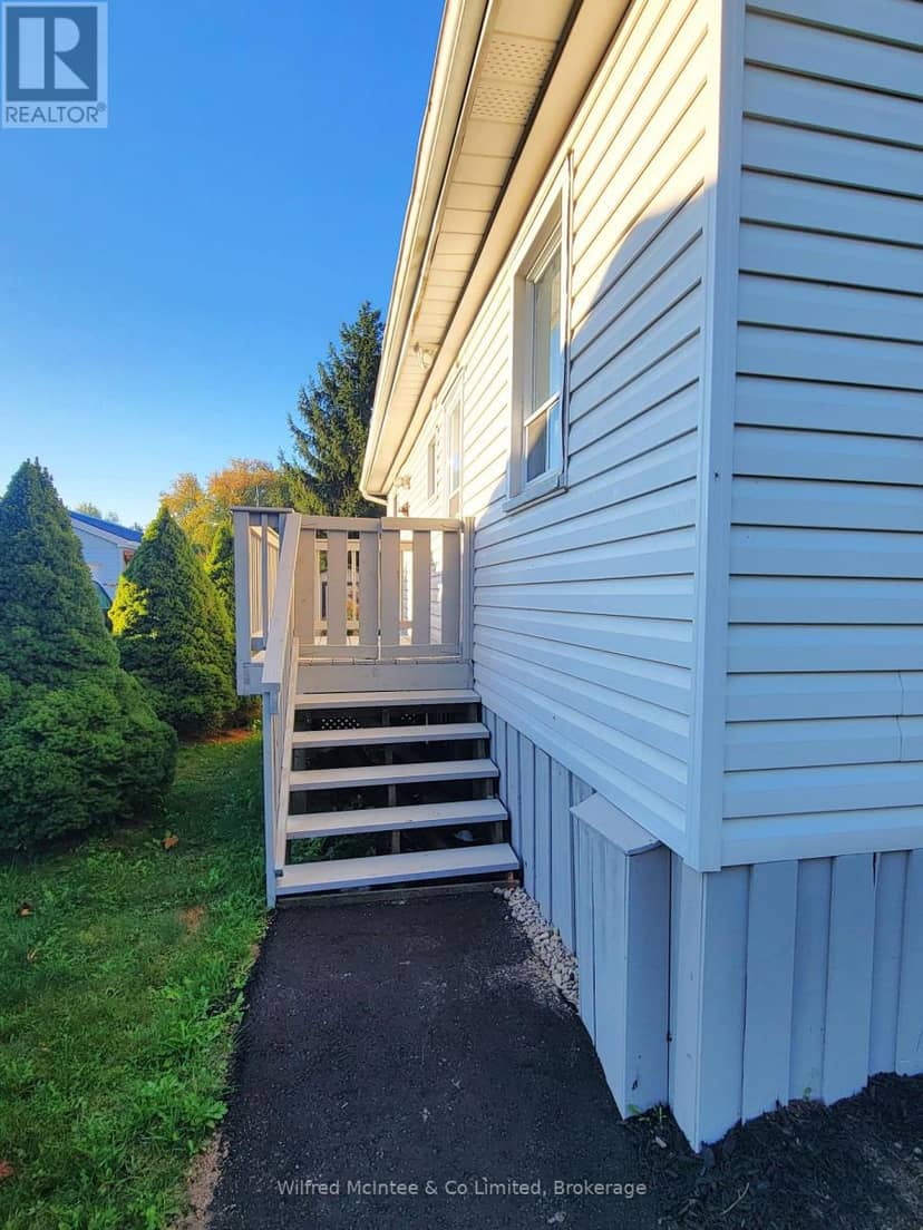 104 Meadows Drive — photo 19 of 23