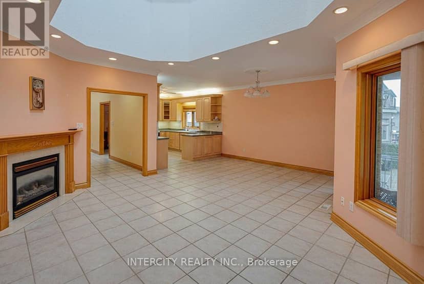 42 Oak Avenue — photo 19 of 40
