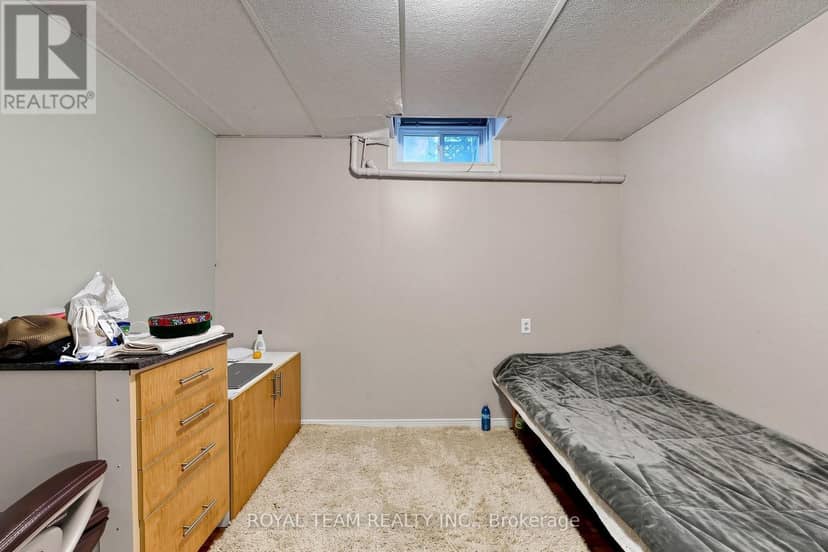 28 Ailsa Drive — photo 25 of 30