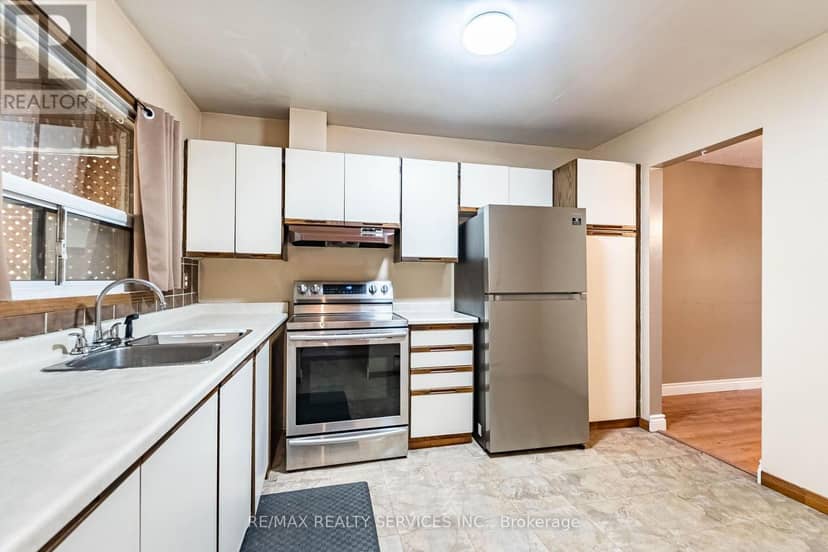 23 Scottsdale Court — photo 11 of 40