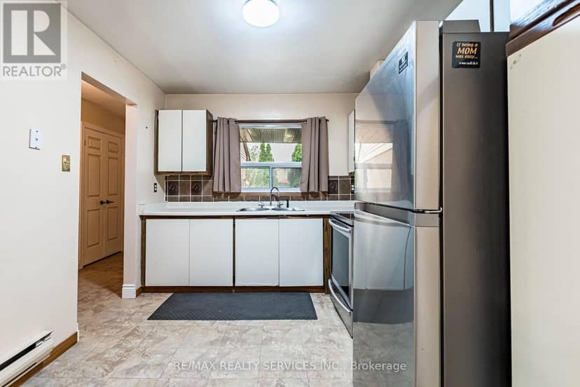 23 Scottsdale Court — photo 13 of 40