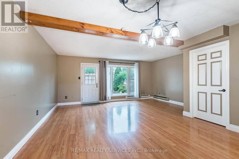 23 Scottsdale Court — photo 16 of 40