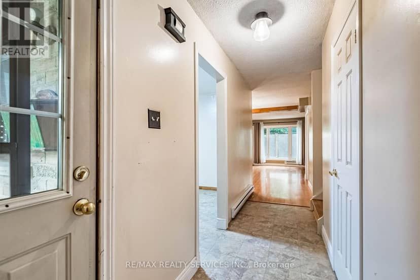 23 Scottsdale Court, Brampton, photo 8