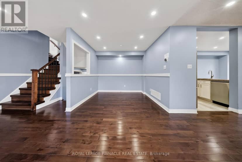 23 Prince Crescent — photo 9 of 40