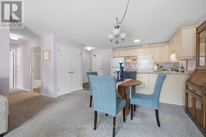 101 - 12 St Andrew Street — photo 10 of 25