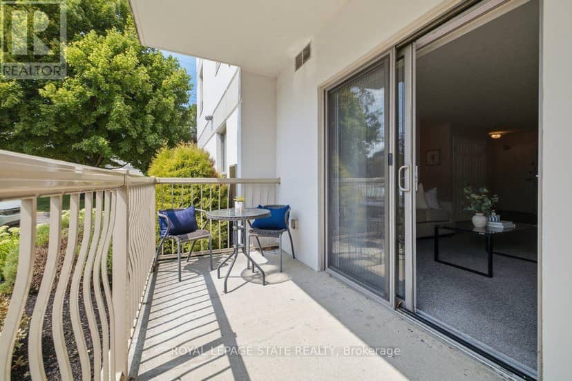 101 - 12 St Andrew Street — photo 13 of 25