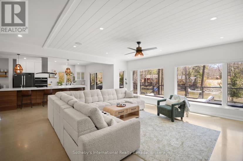 71 Oak Lea Boulevard — photo 13 of 40