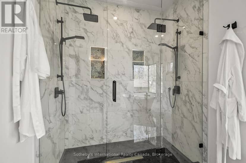 71 Oak Lea Boulevard — photo 28 of 40