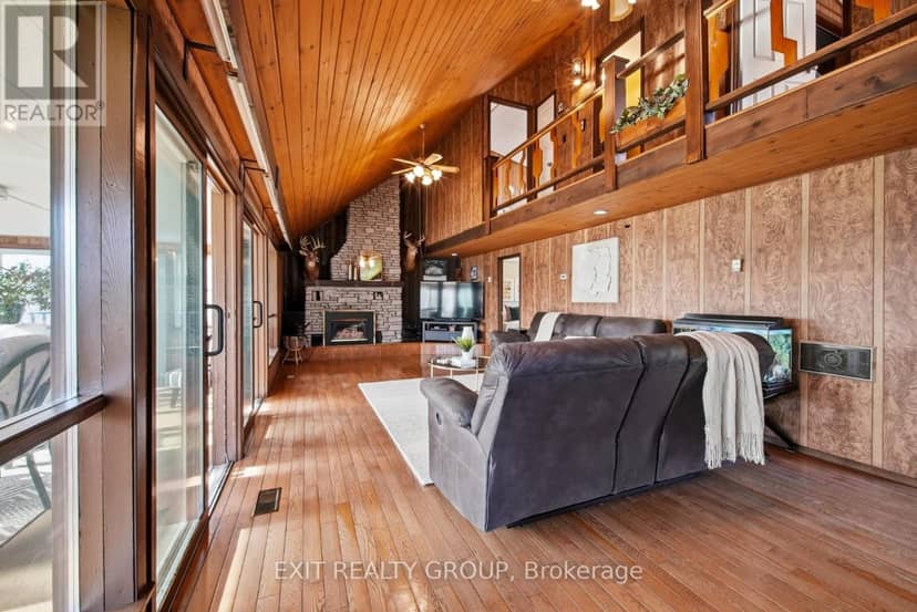 291 Tuftsville Road — photo 12 of 40