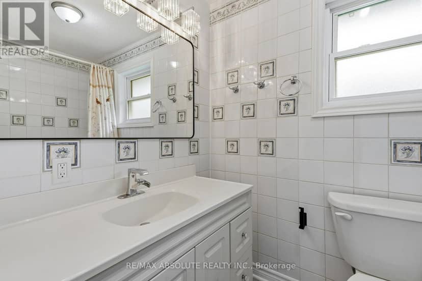 1000 Milburn Crescent — photo 21 of 40