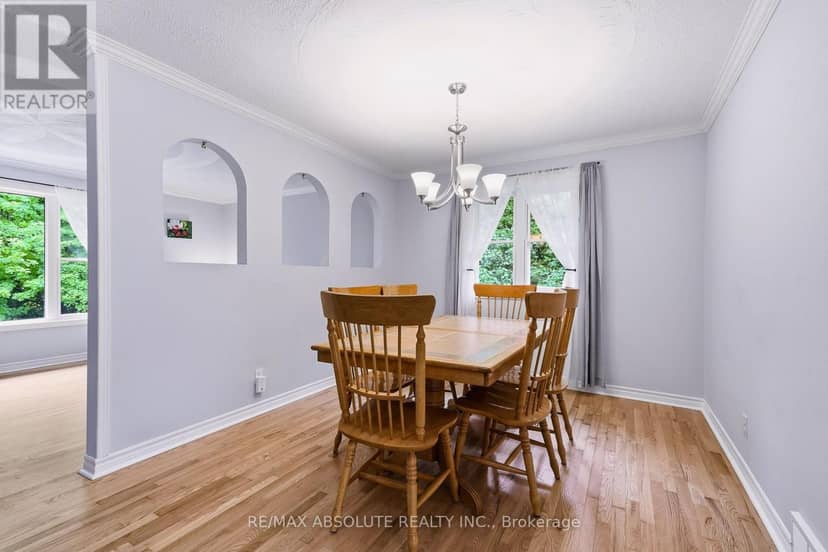 1000 Milburn Crescent, Ottawa, photo 7