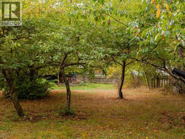 7889 HIGHWAY 101, Powell River, photo 3