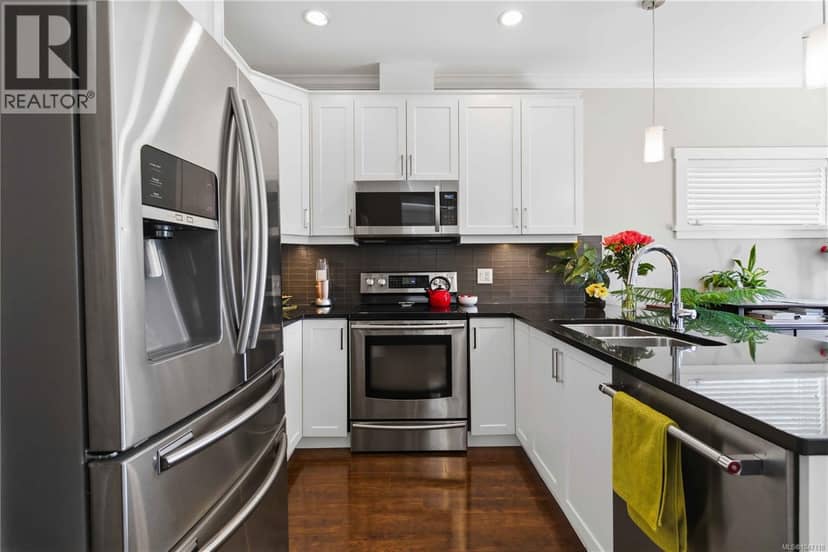 3048 Dornier Rd, Langford, photo 8
