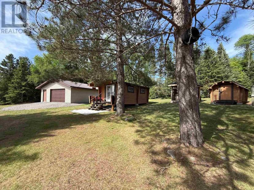 Garden Lake — photo 13 of 40
