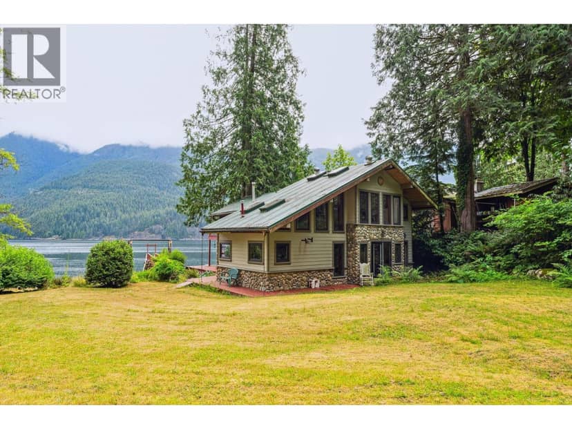 12 & 13 COLDWELL BEACH, North Vancouver, photo 4