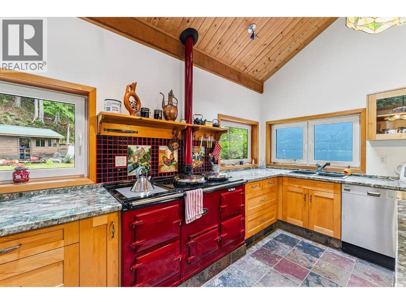 12 & 13 COLDWELL BEACH, North Vancouver, photo 5