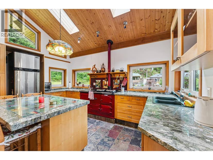 12 & 13 COLDWELL BEACH, North Vancouver, photo 8