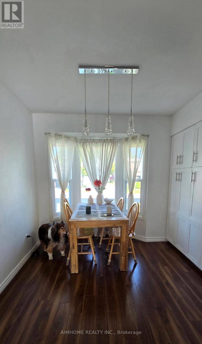 854 Attersley Drive — photo 4 of 16