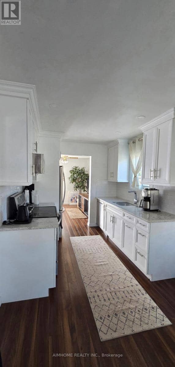 854 Attersley Drive — photo 5 of 16
