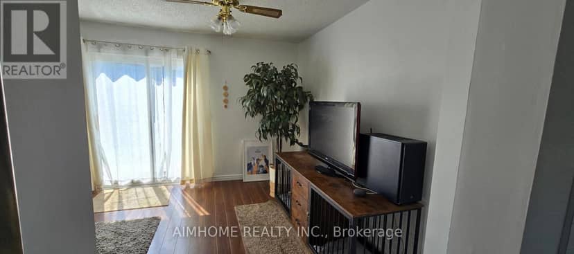 854 Attersley Drive — photo 7 of 16