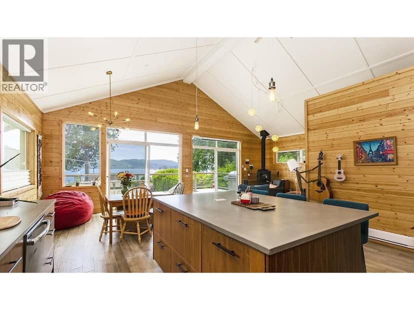 6 BRIGHTON BEACH, North Vancouver, photo 5