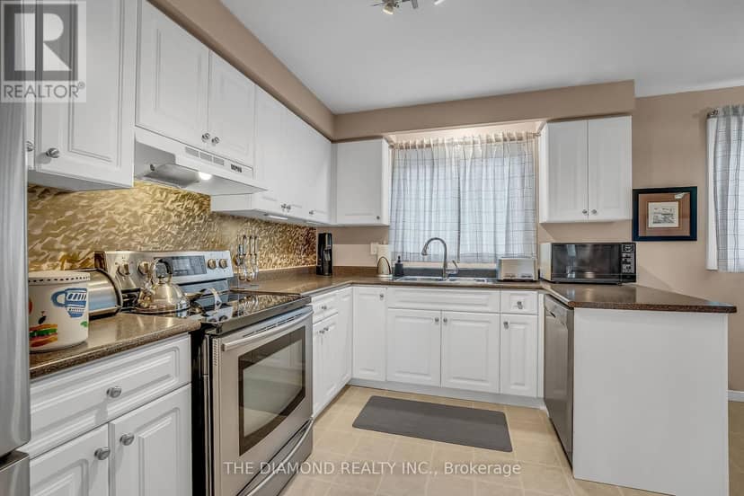 82 - 1755 Rathburn Road E — photo 20 of 40